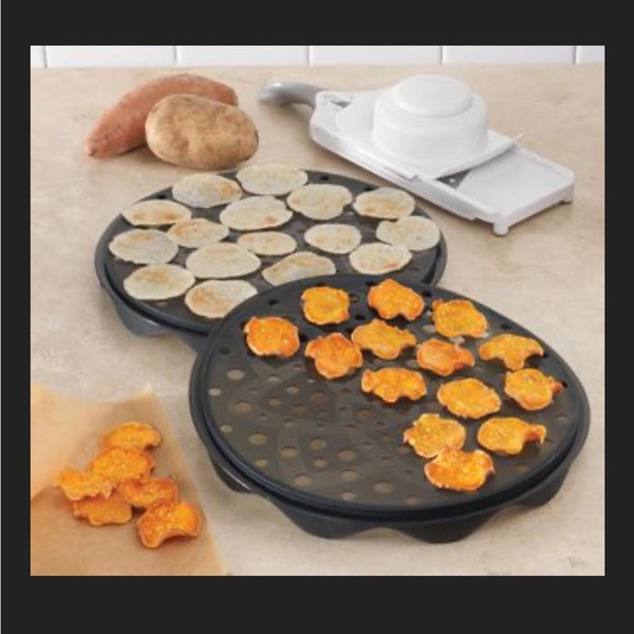 Pampered Chef Microwave Chip Maker - Picture 7 of 8